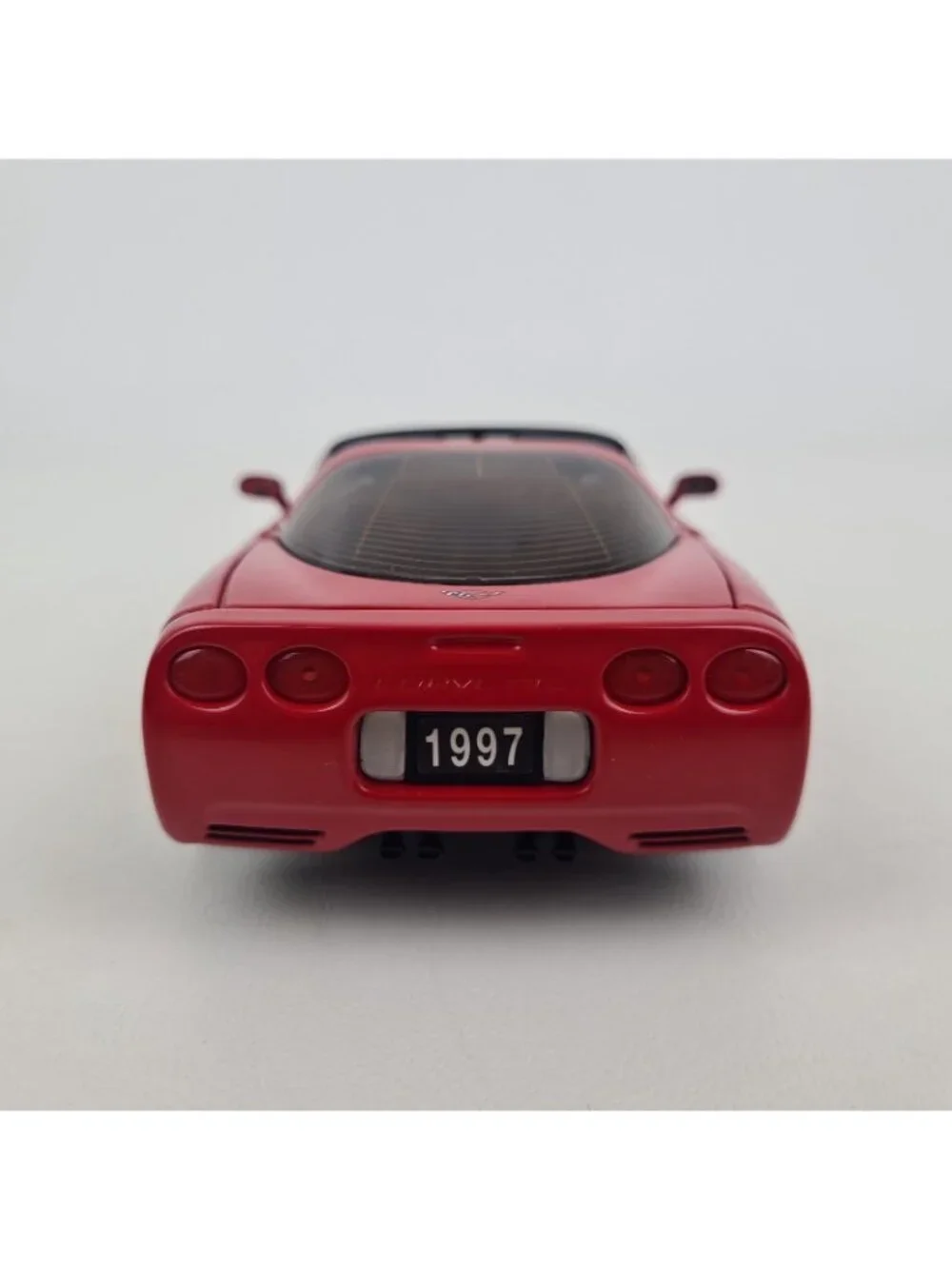 Franklin Mint Precision 1997 Chevrolet Corvette Red 1:24 Die Cast B11WW95